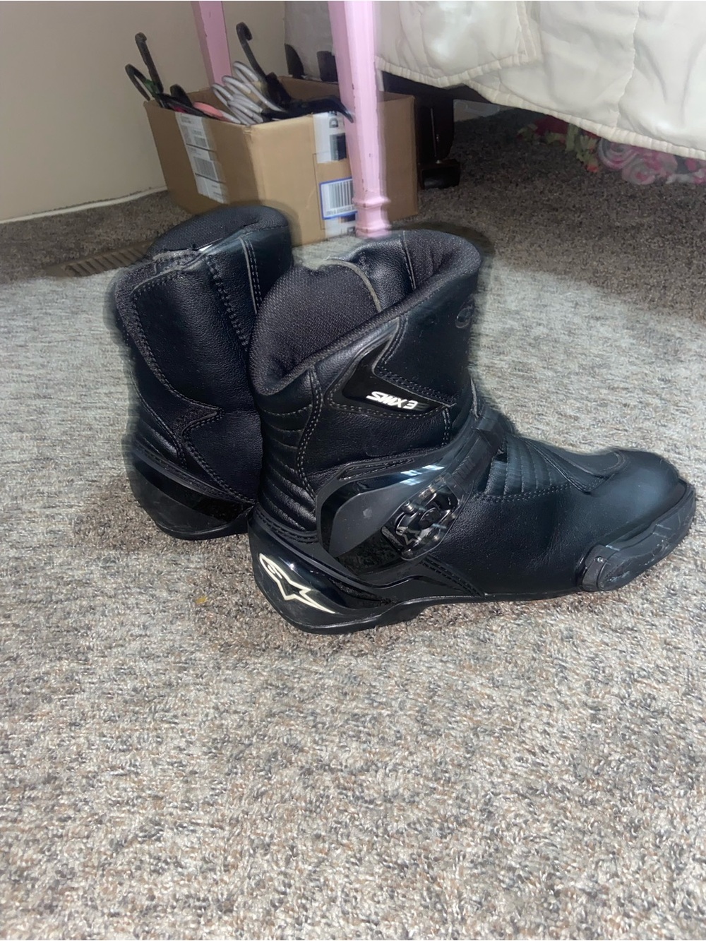 Alpinestars men’s Black Racing Boots with Buckle strap